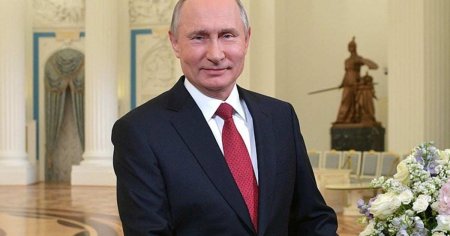 День медработника: Путин раздал награды за борьбу с К-вирусом