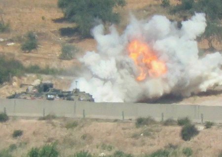 Исламисты устроили взрыв на пути российско-турецкого патруля на трассе М-4 в Идлибе