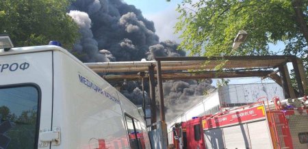 Чёрный дым закрыл небо: сильный пожар в Самаре (ФОТО, ВИДЕО)