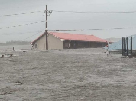 Разрушительная стихия нанесла удар по южным штатам Америки (ФОТО, ВИДЕО)