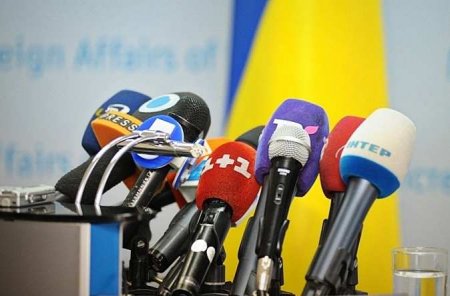 Киев настаивал на принятии «пустого решения»: что происходило на экстренном заседании ТКГ