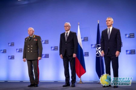 Азаров дал оценку завершившимся переговорам между Россией и НАТО