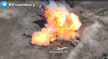 Бои у Павловки: бойцы «Каскада» сжигают технику врага (ВИДЕО)
