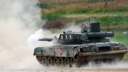 Российские танкисты сорвали наступление украинских боевиков в Харьковской о ...