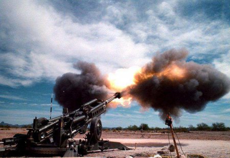 «Ланцеты» уничтожают американские гаубицы М777 (ВИДЕО)