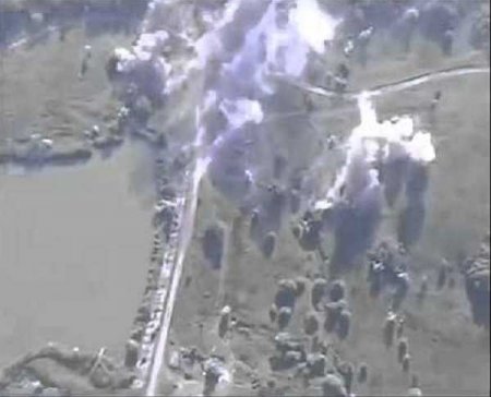 Бои на фланге Артёмовска: спецназ ДНР уничтожает врага дронами Mavic (ВИДЕО)