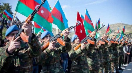 Азербайджан озвучил потери своей армии в Нагорном Карабахе