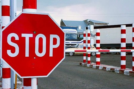 Финляндия закрывает КПП на границе с Россией