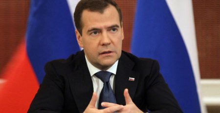 Медведев усматривает риски в использовании американского топлива на украинских АЭС
