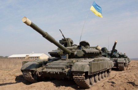 Автоматы против танков: в эпицентр боя под Марьинкой попала съемочная группа