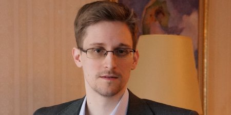 Эдвард Cноуден раскритиковал пакет законов Яровой