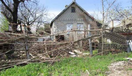 Более 20 домов повреждены в Донецке и Горловке, ранена женщина