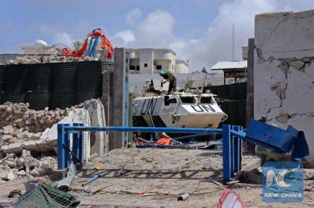 13 человек погибли в результате двойного теракта в Могадишо