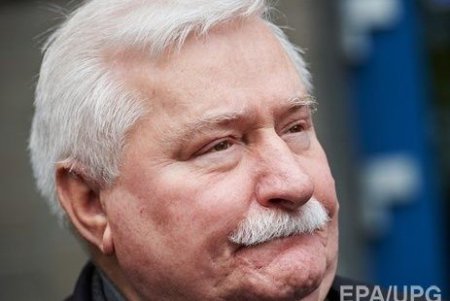Валенса назвал Качиньского ответственным за катастрофу под Смоленском