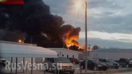 Взрыв на химзаводе в США, власти эвакуируют жителей города (ФОТО, ВИДЕО)