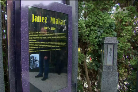 В Словении на кладбище установили первое цифровое надгробие