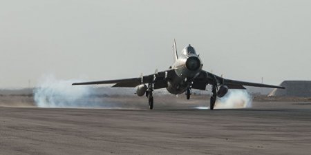 Возглавляемая США коалиция сбила самолет сирийских ВВС
