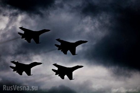 ВКС России спешат на помощь: Массированные авиаудары перемалывают боевиков «Аль-Каиды» в Хаме (ВИДЕО, ФОТО)