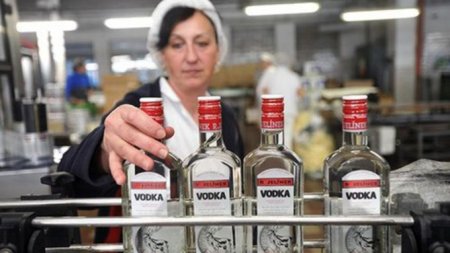 Россияне стали меньше употреблять алкогольные напитки