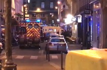 В центре Парижа неизвестный с ножом напал на прохожих