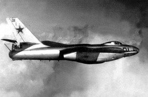 Уйти от ракеты. Почему бомбардировщики Ил-28 почти не несли потерь
