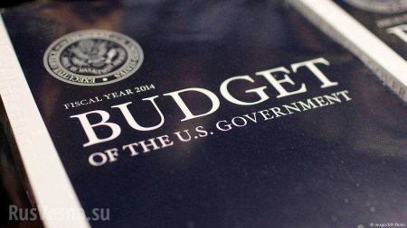 Дефицит бюджета США побил шестилетний рекорд