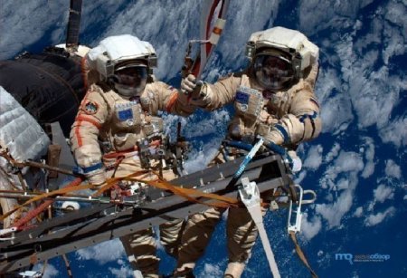 ИНСАЙД: из трёх вариантов продолжения программы МКС выбран самый неожиданный — к станции полетят космические туристы